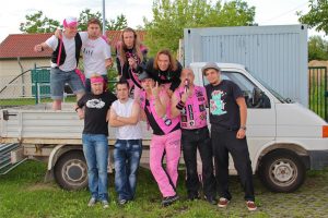 J.B.O. treffen ihre neuen Labelkollegen An Assfull Of Love - Foto: Andrea Jaeckel-Dobschat J.B.O. treffen ihre neuen Labelkollegen An Assfull Of Love - Foto: Andrea Jaeckel-Dobschat