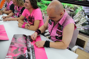 J.B.O.: Autogrammstunde Fürth, 20.08.2011