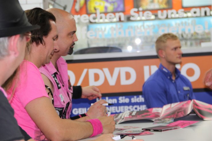 J.B.O.: Autogrammstunde Fürth, 20.08.2011