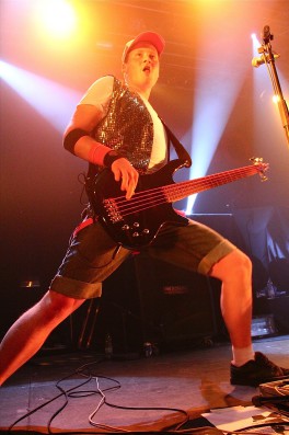 An Assfull Of Love: Rockhal Esch-sur-Alzette, 19.11.2011 (Support für J.B.O.) Fotos: 19.11.2011 - Rockhal, Esch-sur-Alzette