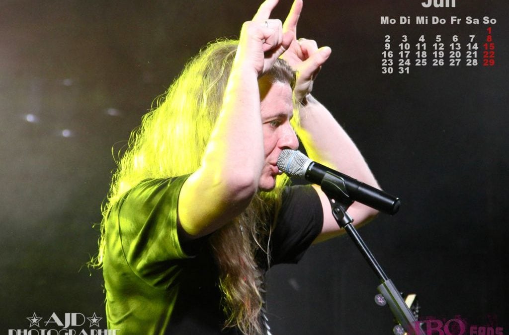 Kalender-Wallpaper Juli 2012: Vito C.