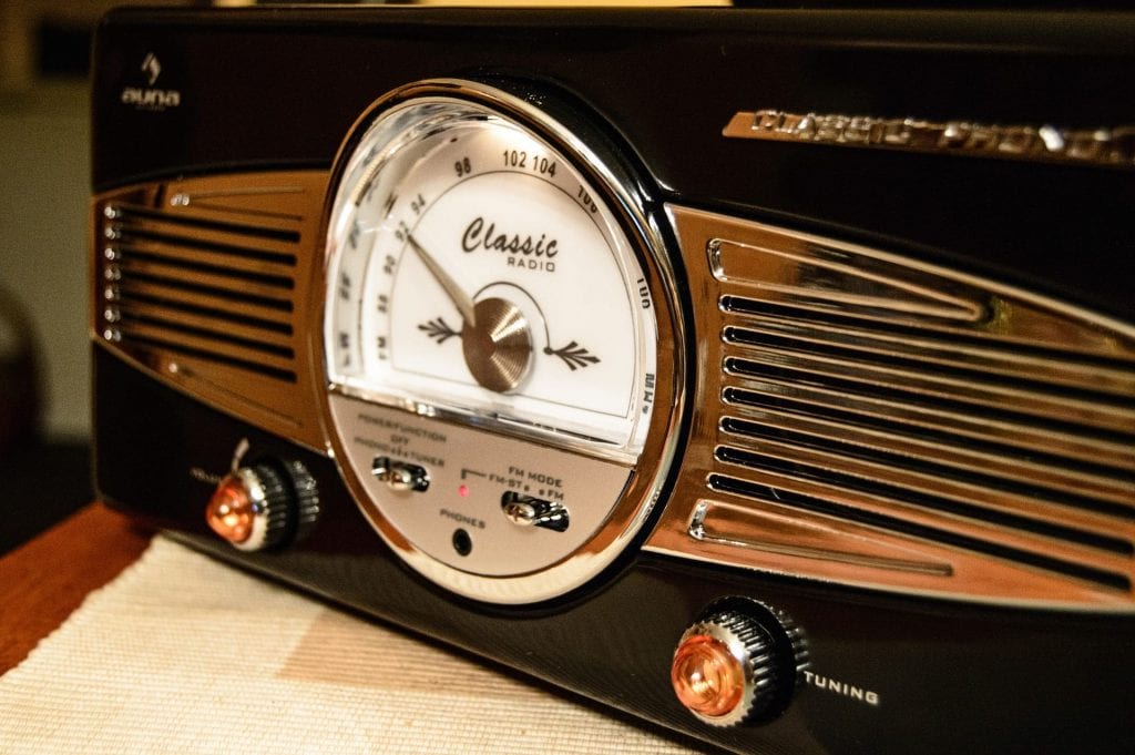 turntable-1087792_1920