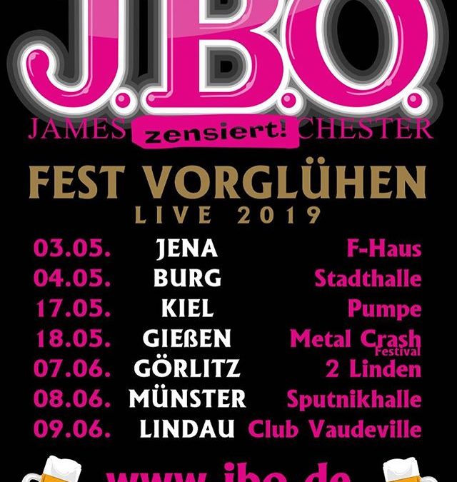 Instagram: „Wer glüht mit uns Fest vor? 😁😎 …einmal melden bitte! 😉“
