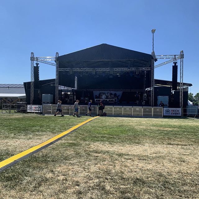 Instagram: „Noch eine Stunde, dann feiern wir…“