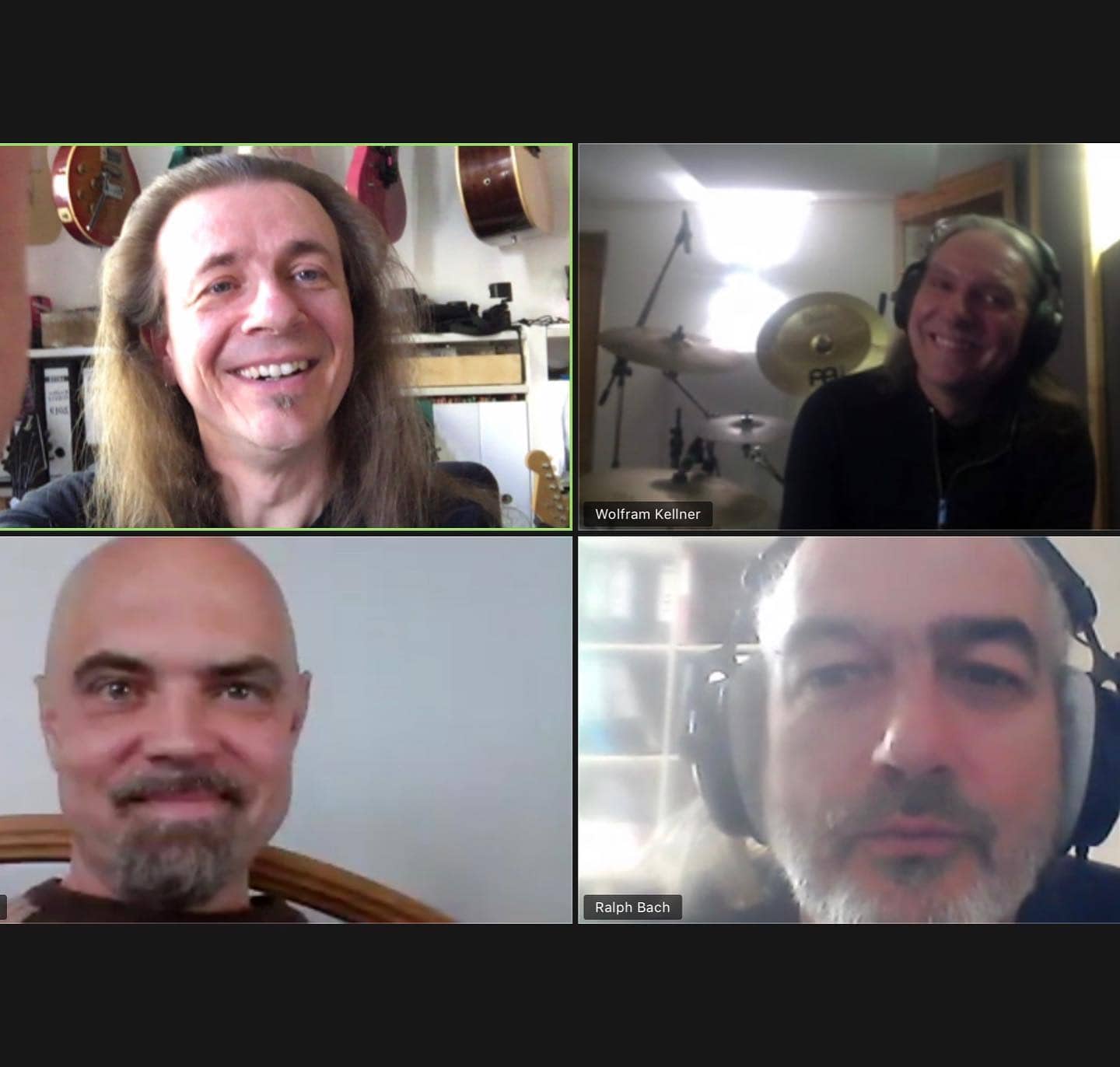 Instagram:Wir hatten heute auch ein konspiratives Treffen... 😎 Und wie gehts Euch so in der „Corona-Quarantäne“? 🙄🤷🏼‍♂️ #onlinemee