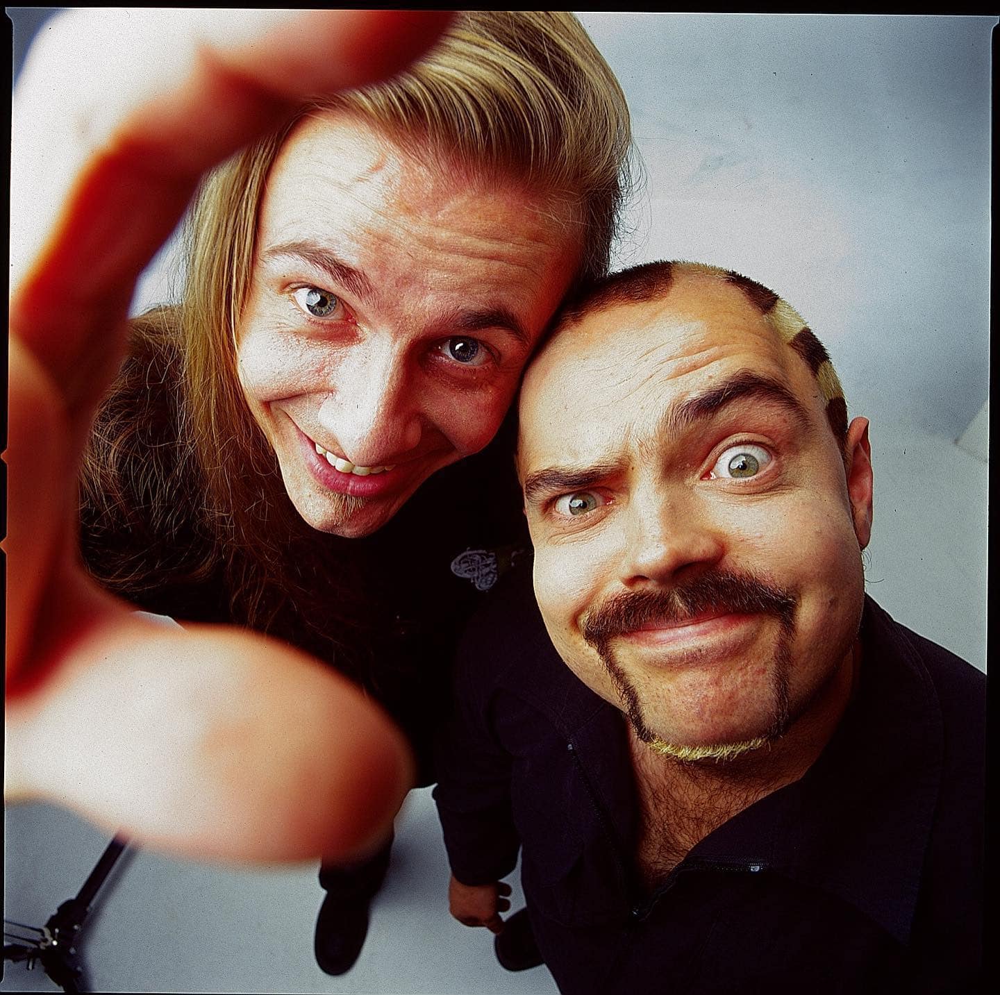 Instagram:Throwback 2000 - als wir nur zu zweit waren. Presseshooting für „SexSexSex“. Pic.: @derbunne #throwback #throwbackthurs