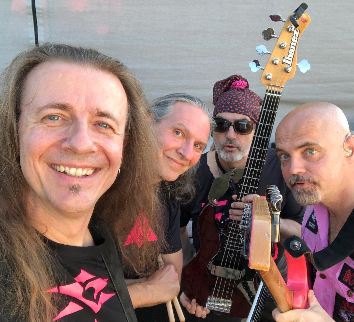 Instagram:Das war vorher - jetzt ist nachher! Danke Neuscht! 😃🥰 #badneustadt #neuscht #danke #driveinandbangout #driveinshow #pres