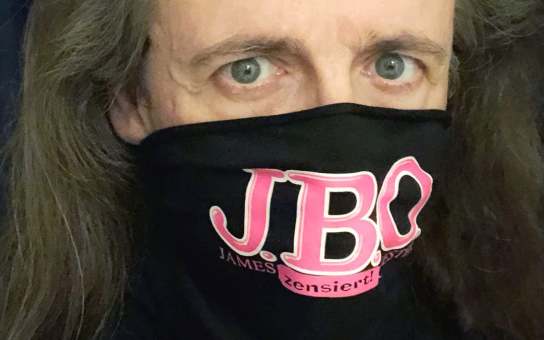Der multifunktionale J.B.O.-Schlauchschal