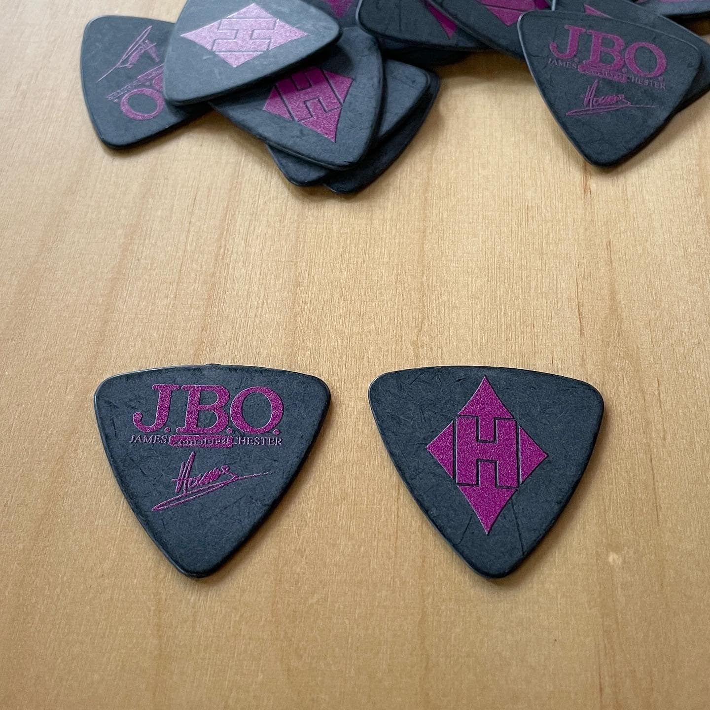 Instagram: Neu im jbo-shop.com:
Die Plektren von Hannes, Ralph und V...