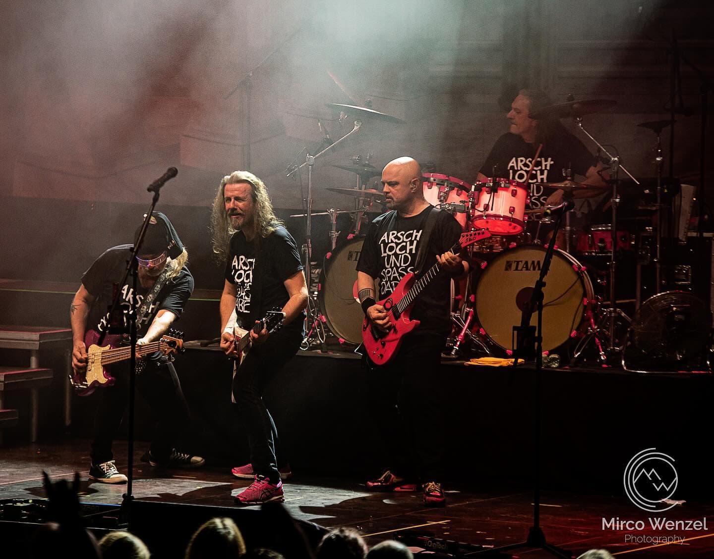 Instagram: Wir freuen uns schon drauf, wenn’s wieder weiter geht! 🤩
...